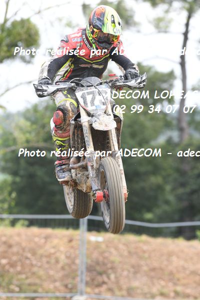 http://v2.adecom-photo.com/images//8.MOTO/2022/9_SUPERMOTARD_LOHEAC_2022/CATEGORIE_CHALLENGER/PLAT_Yann/83A_8223.JPG