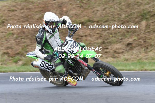 http://v2.adecom-photo.com/images//8.MOTO/2022/9_SUPERMOTARD_LOHEAC_2022/CATEGORIE_CHALLENGER/QUESNEL_Baptiste/83A_8919.JPG