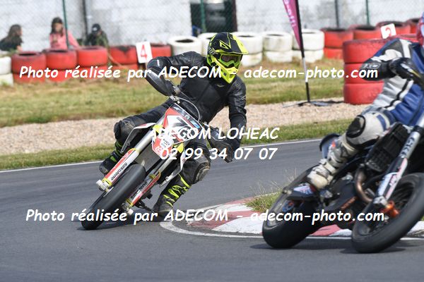 http://v2.adecom-photo.com/images//8.MOTO/2022/9_SUPERMOTARD_LOHEAC_2022/CATEGORIE_CHALLENGER/ROBERTON_Adrien/83A_0791.JPG