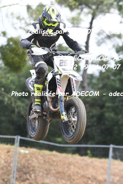 http://v2.adecom-photo.com/images//8.MOTO/2022/9_SUPERMOTARD_LOHEAC_2022/CATEGORIE_CHALLENGER/VILACA_Alexandre/83A_8244.JPG