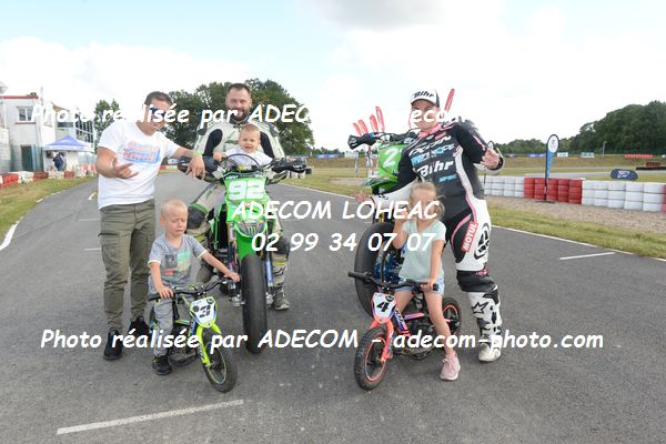 http://v2.adecom-photo.com/images//8.MOTO/2022/9_SUPERMOTARD_LOHEAC_2022/CATEGORIE_S2/EMERY_Helene/83E_8543.JPG
