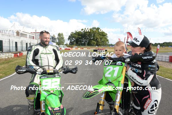 http://v2.adecom-photo.com/images//8.MOTO/2022/9_SUPERMOTARD_LOHEAC_2022/CATEGORIE_S2/EMERY_Helene/83E_8573.JPG