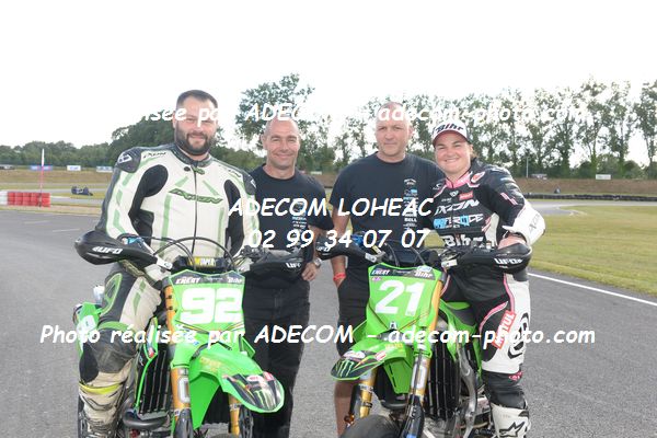 http://v2.adecom-photo.com/images//8.MOTO/2022/9_SUPERMOTARD_LOHEAC_2022/CATEGORIE_S2/EMERY_Helene/83E_8608.JPG