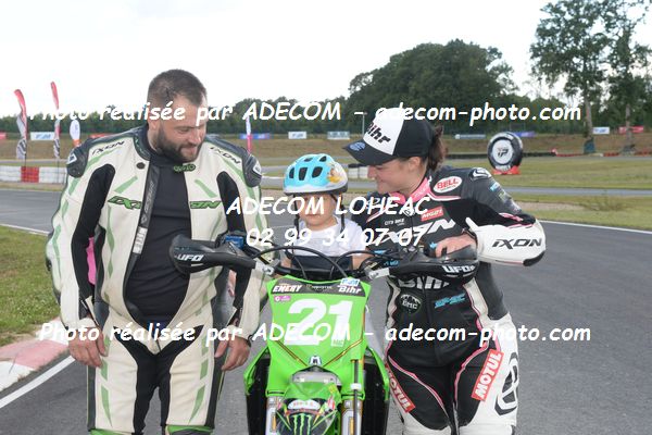http://v2.adecom-photo.com/images//8.MOTO/2022/9_SUPERMOTARD_LOHEAC_2022/CATEGORIE_S2/EMERY_Maxime/83E_8599.JPG
