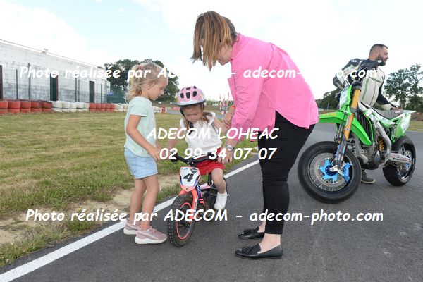 http://v2.adecom-photo.com/images//8.MOTO/2022/9_SUPERMOTARD_LOHEAC_2022/CATEGORIE_S2/EMERY_Maxime/83E_8601.JPG