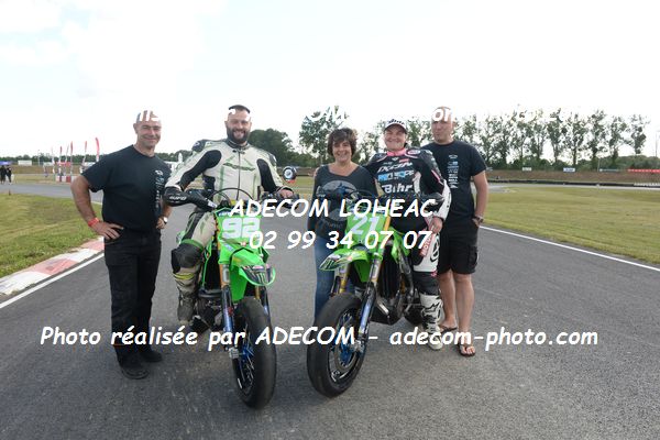 http://v2.adecom-photo.com/images//8.MOTO/2022/9_SUPERMOTARD_LOHEAC_2022/CATEGORIE_S2/EMERY_Maxime/83E_8615.JPG