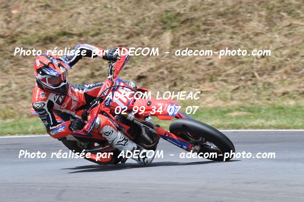 http://v2.adecom-photo.com/images//8.MOTO/2022/9_SUPERMOTARD_LOHEAC_2022/CATEGORIE_S2/HOAREAU_Alexis/83A_9339.JPG