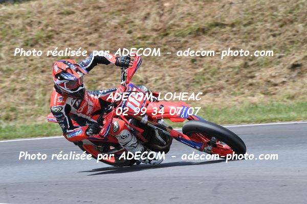 http://v2.adecom-photo.com/images//8.MOTO/2022/9_SUPERMOTARD_LOHEAC_2022/CATEGORIE_S2/HOAREAU_Alexis/83A_9371.JPG