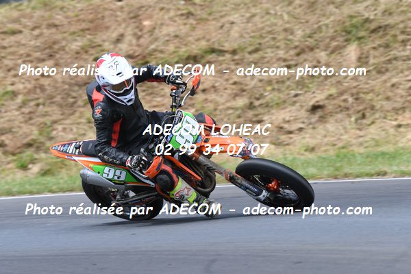 http://v2.adecom-photo.com/images//8.MOTO/2022/9_SUPERMOTARD_LOHEAC_2022/CATEGORIE_S2/LACROIX_Matthias/83A_9242.JPG