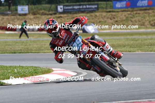 http://v2.adecom-photo.com/images//8.MOTO/2022/9_SUPERMOTARD_LOHEAC_2022/CATEGORIE_S2/PAYET_Raphael/83A_0183.JPG