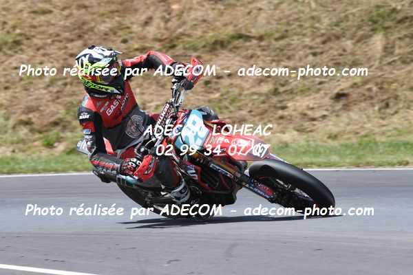 http://v2.adecom-photo.com/images//8.MOTO/2022/9_SUPERMOTARD_LOHEAC_2022/CATEGORIE_S2/PAYET_Raphael/83A_9406.JPG