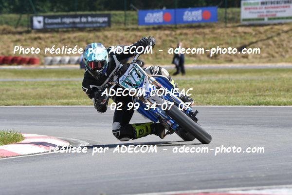 http://v2.adecom-photo.com/images//8.MOTO/2022/9_SUPERMOTARD_LOHEAC_2022/CATEGORIE_S2/PRUGNIERES_Quetin/83A_0184.JPG