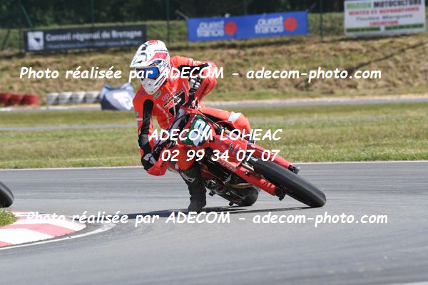 http://v2.adecom-photo.com/images//8.MOTO/2022/9_SUPERMOTARD_LOHEAC_2022/CATEGORIE_S2/WALLET_Tom/83A_0216.JPG