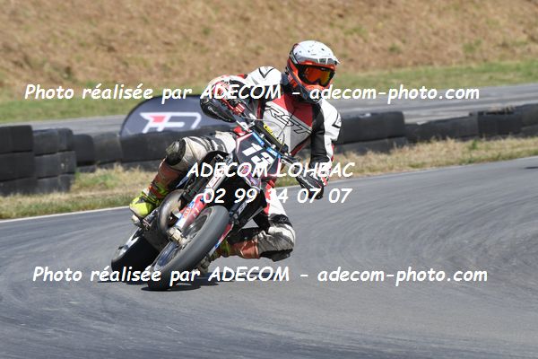 http://v2.adecom-photo.com/images//8.MOTO/2022/9_SUPERMOTARD_LOHEAC_2022/CATEGORIE_S3/GEORGES_Hugo/83A_2483.JPG