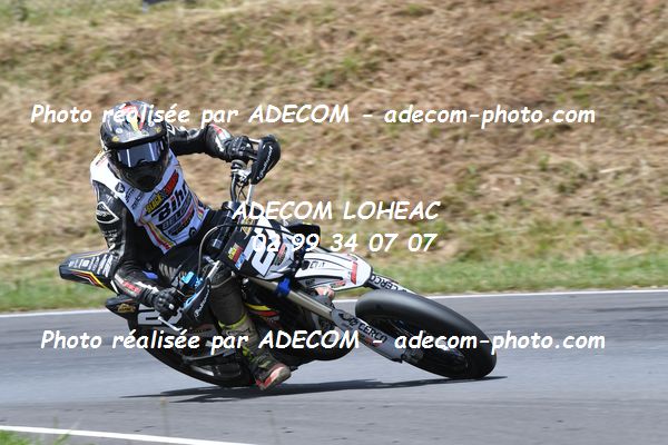 http://v2.adecom-photo.com/images//8.MOTO/2022/9_SUPERMOTARD_LOHEAC_2022/CATEGORIE_S3/GOURMET_Evan/83A_9138.JPG