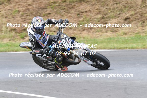 http://v2.adecom-photo.com/images//8.MOTO/2022/9_SUPERMOTARD_LOHEAC_2022/CATEGORIE_S3/GOURMET_Evan/83A_9856.JPG