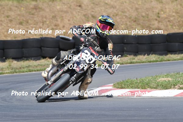 http://v2.adecom-photo.com/images//8.MOTO/2022/9_SUPERMOTARD_LOHEAC_2022/CATEGORIE_S3/NOEL_Matthieu/83A_2492.JPG