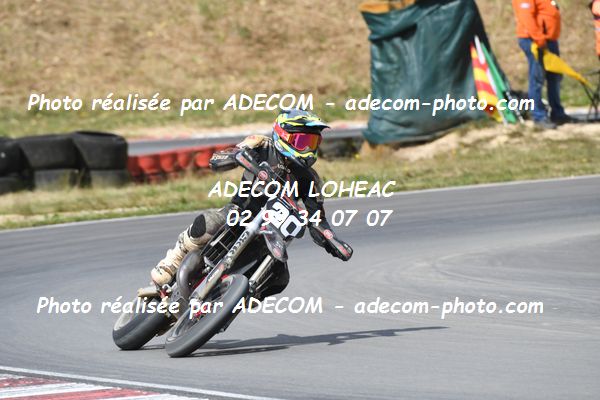 http://v2.adecom-photo.com/images//8.MOTO/2022/9_SUPERMOTARD_LOHEAC_2022/CATEGORIE_S3/NOEL_Matthieu/83A_2582.JPG