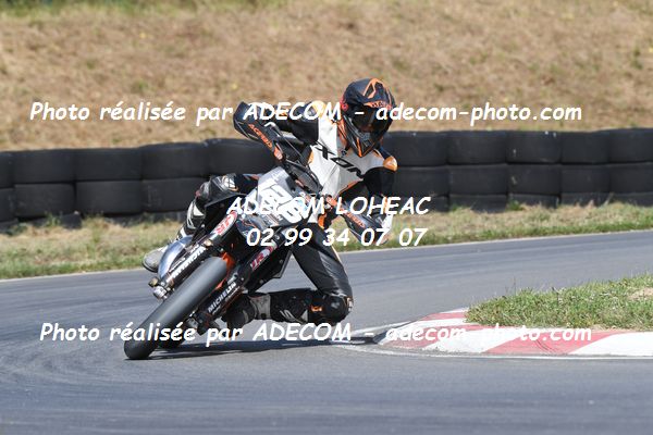 http://v2.adecom-photo.com/images//8.MOTO/2022/9_SUPERMOTARD_LOHEAC_2022/CATEGORIE_S3/O_BRIEN_Alexis/83A_2498.JPG