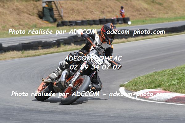 http://v2.adecom-photo.com/images//8.MOTO/2022/9_SUPERMOTARD_LOHEAC_2022/CATEGORIE_S3/O_BRIEN_Alexis/83A_2630.JPG