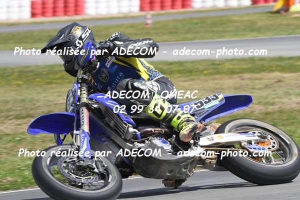 http://v2.adecom-photo.com/images//8.MOTO/2022/9_SUPERMOTARD_LOHEAC_2022/PRESTIGE_S1/FIQUENEL_Morgan/83A_0509.JPG