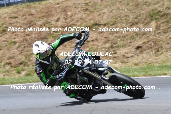 http://v2.adecom-photo.com/images//8.MOTO/2022/9_SUPERMOTARD_LOHEAC_2022/PRESTIGE_S1/MONDON_Richard/83A_9507.JPG