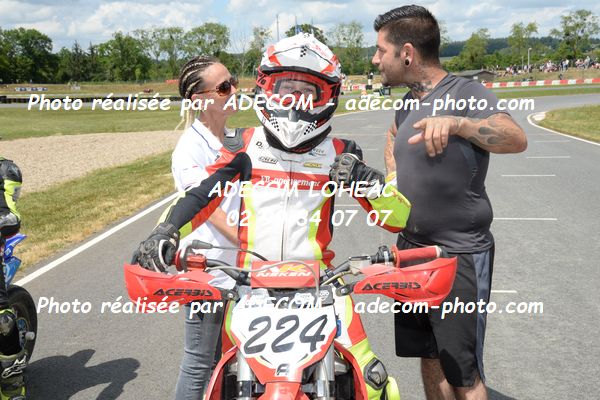 http://v2.adecom-photo.com/images//8.MOTO/2023/10_SUPERMOTARD_LOHEAC_2023/AMBIANCE_DIVERS/41E_5473.JPG