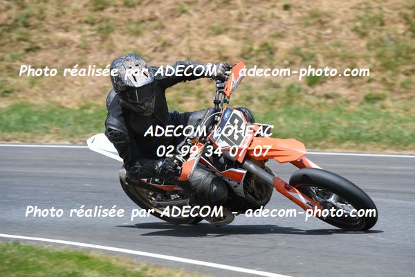 http://v2.adecom-photo.com/images//8.MOTO/2023/10_SUPERMOTARD_LOHEAC_2023/CHALLENGER/ABRAHAM_Neo/41A_8103.JPG