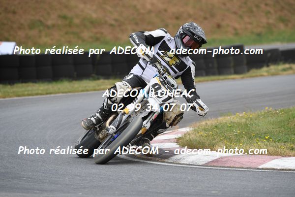http://v2.adecom-photo.com/images//8.MOTO/2023/10_SUPERMOTARD_LOHEAC_2023/CHALLENGER/BLAY_Anthony/41A_6942.JPG