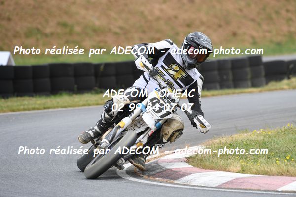 http://v2.adecom-photo.com/images//8.MOTO/2023/10_SUPERMOTARD_LOHEAC_2023/CHALLENGER/BLAY_Anthony/41A_7082.JPG