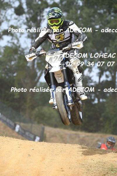 http://v2.adecom-photo.com/images//8.MOTO/2023/10_SUPERMOTARD_LOHEAC_2023/CHALLENGER/BLAY_Jeremy/41A_1077.JPG