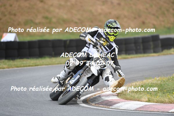 http://v2.adecom-photo.com/images//8.MOTO/2023/10_SUPERMOTARD_LOHEAC_2023/CHALLENGER/BLAY_Jeremy/41A_7133.JPG