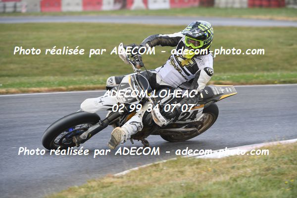 http://v2.adecom-photo.com/images//8.MOTO/2023/10_SUPERMOTARD_LOHEAC_2023/CHALLENGER/BLAY_Jeremy/41A_9502.JPG