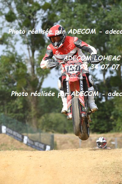 http://v2.adecom-photo.com/images//8.MOTO/2023/10_SUPERMOTARD_LOHEAC_2023/CHALLENGER/BURGAUD_Gaetan/41A_0644.JPG