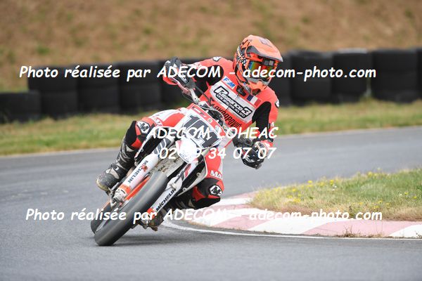 http://v2.adecom-photo.com/images//8.MOTO/2023/10_SUPERMOTARD_LOHEAC_2023/CHALLENGER/CARRE_Alexis/41A_7304.JPG