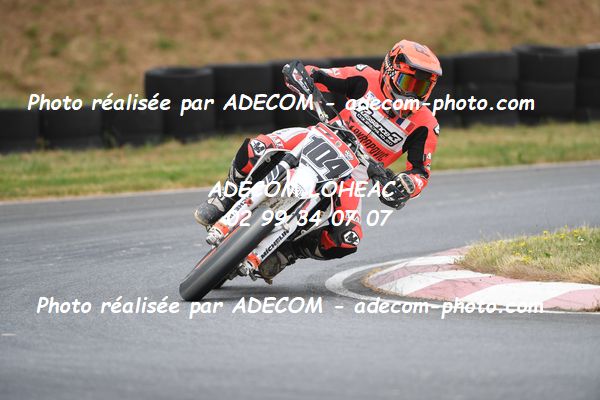 http://v2.adecom-photo.com/images//8.MOTO/2023/10_SUPERMOTARD_LOHEAC_2023/CHALLENGER/CARRE_Alexis/41A_7346.JPG