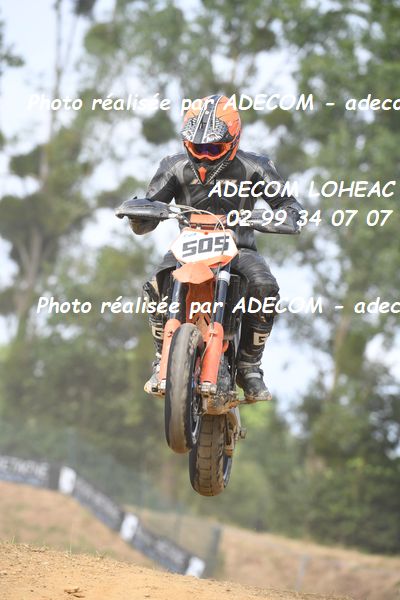 http://v2.adecom-photo.com/images//8.MOTO/2023/10_SUPERMOTARD_LOHEAC_2023/CHALLENGER/CLAIR_Benoit/41A_1152.JPG