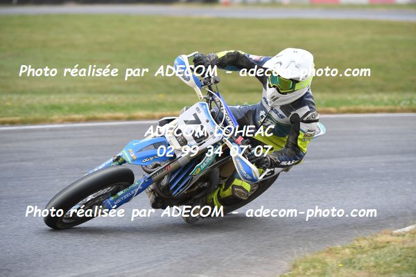 http://v2.adecom-photo.com/images//8.MOTO/2023/10_SUPERMOTARD_LOHEAC_2023/CHALLENGER/DESFARGUES_Benoit/41A_9419.JPG