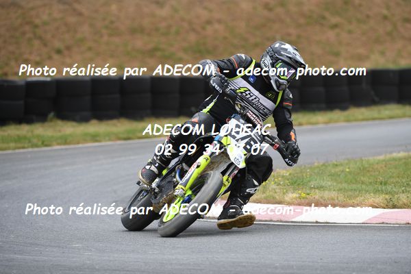 http://v2.adecom-photo.com/images//8.MOTO/2023/10_SUPERMOTARD_LOHEAC_2023/CHALLENGER/FUCHEY_Mahtieu/41A_6595.JPG