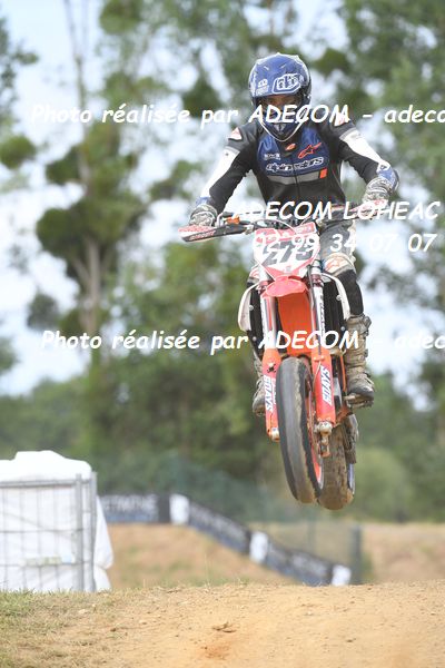 http://v2.adecom-photo.com/images//8.MOTO/2023/10_SUPERMOTARD_LOHEAC_2023/CHALLENGER/GOSMEZ_Gregory/41A_0959.JPG