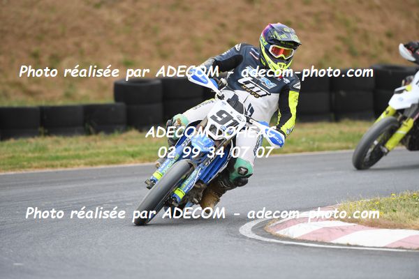 http://v2.adecom-photo.com/images//8.MOTO/2023/10_SUPERMOTARD_LOHEAC_2023/CHALLENGER/GUENO_Damien/41A_7345.JPG