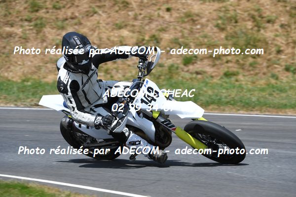 http://v2.adecom-photo.com/images//8.MOTO/2023/10_SUPERMOTARD_LOHEAC_2023/CHALLENGER/PERRAULT_Luigi/41A_7914.JPG