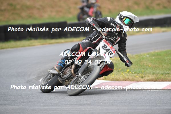 http://v2.adecom-photo.com/images//8.MOTO/2023/10_SUPERMOTARD_LOHEAC_2023/CHALLENGER/POIRINE_Samuel/41A_6992.JPG