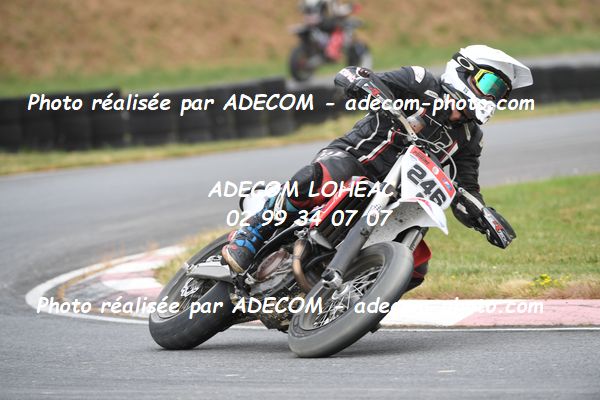 http://v2.adecom-photo.com/images//8.MOTO/2023/10_SUPERMOTARD_LOHEAC_2023/CHALLENGER/POIRINE_Samuel/41A_6993.JPG