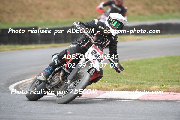 http://v2.adecom-photo.com/images//8.MOTO/2023/10_SUPERMOTARD_LOHEAC_2023/CHALLENGER/POIRINE_Samuel/41A_7017.JPG