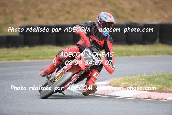 http://v2.adecom-photo.com/images//8.MOTO/2023/10_SUPERMOTARD_LOHEAC_2023/CHALLENGER/PUECH_Axel/41A_7285.JPG