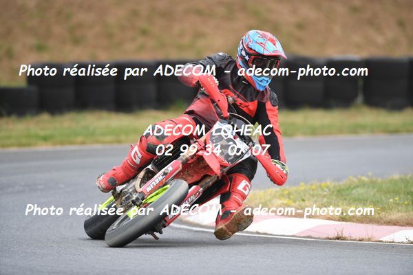 http://v2.adecom-photo.com/images//8.MOTO/2023/10_SUPERMOTARD_LOHEAC_2023/CHALLENGER/PUECH_Axel/41A_7286.JPG