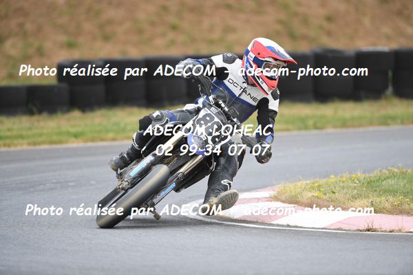 http://v2.adecom-photo.com/images//8.MOTO/2023/10_SUPERMOTARD_LOHEAC_2023/CHALLENGER/ROY_Basile/41A_7287.JPG