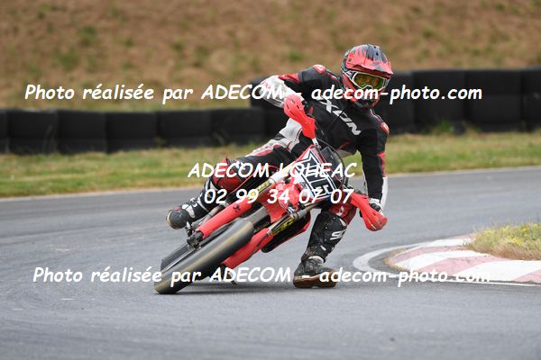 http://v2.adecom-photo.com/images//8.MOTO/2023/10_SUPERMOTARD_LOHEAC_2023/CHALLENGER/SERODIO_Patrick/41A_6804.JPG