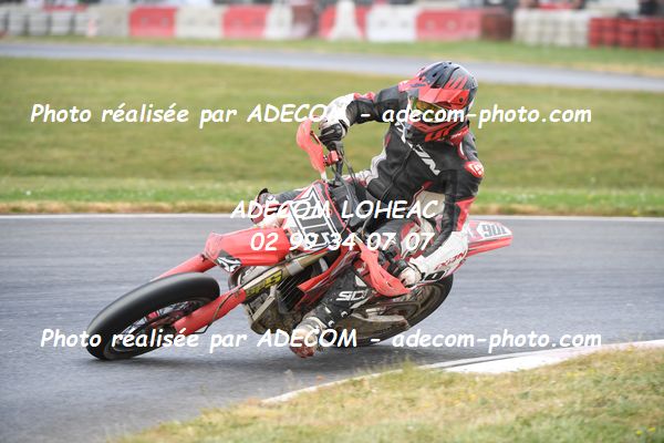http://v2.adecom-photo.com/images//8.MOTO/2023/10_SUPERMOTARD_LOHEAC_2023/CHALLENGER/SERODIO_Patrick/41A_9449.JPG